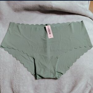 Victoria Secret Hipsters